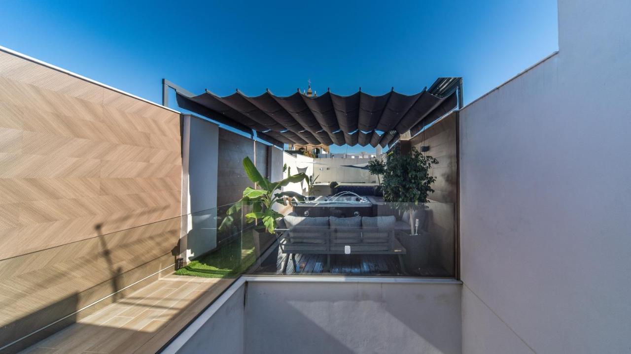 Elegant Duplex 3 Master Bedrooms And Private Sevilla Exteriér fotografie