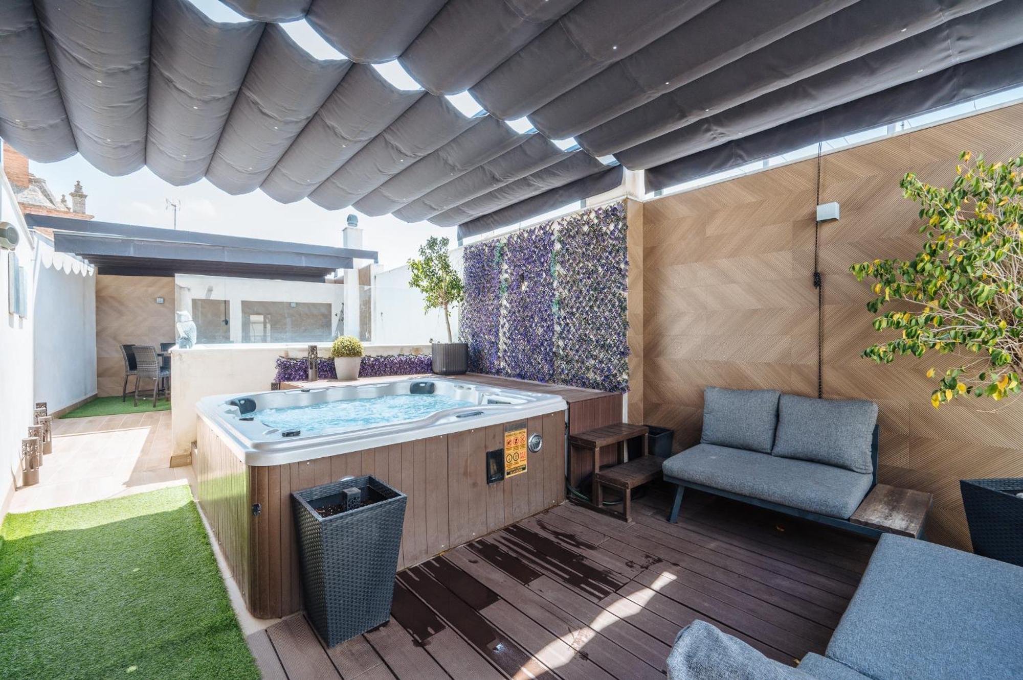 Elegant Duplex 3 Master Bedrooms And Private Sevilla Exteriér fotografie